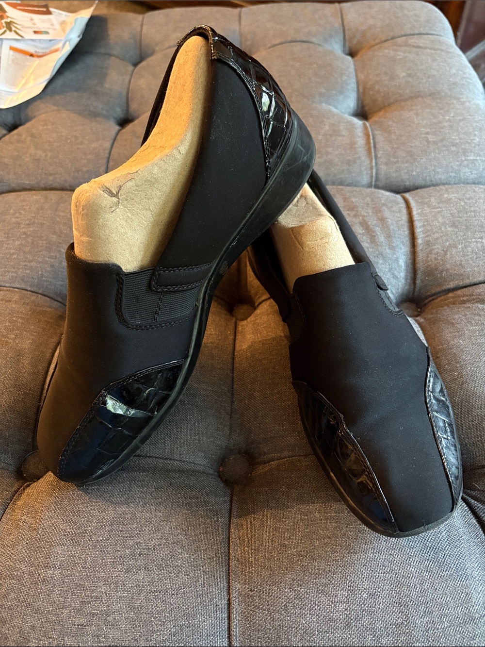 Women’s Clark’s Black Slip-On casual Dress Loafers size 11